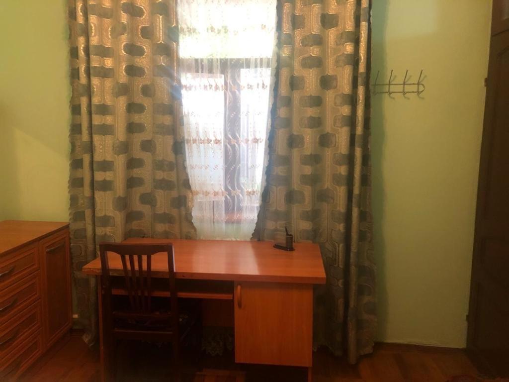 Guest House Vip Osh Εξωτερικό φωτογραφία