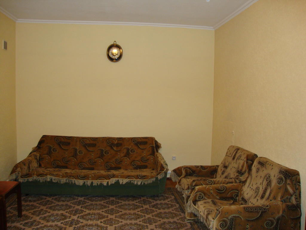 Guest House Vip Osh Εξωτερικό φωτογραφία