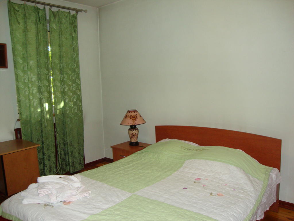 Guest House Vip Osh Δωμάτιο φωτογραφία