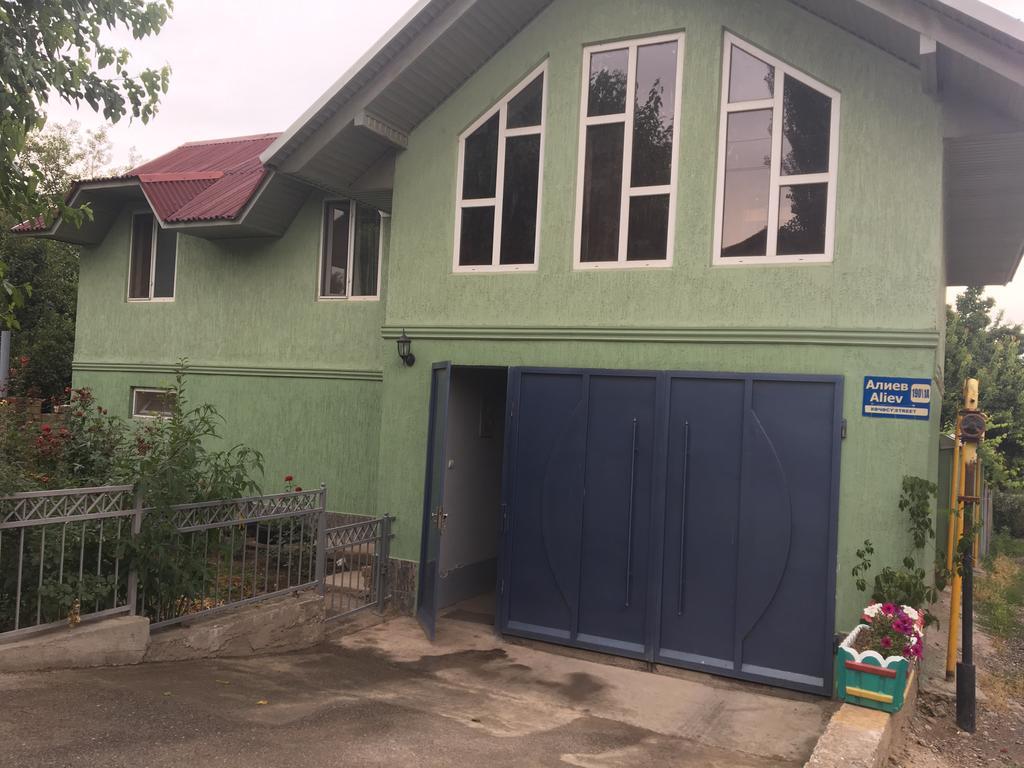 Guest House Vip Osh Εξωτερικό φωτογραφία